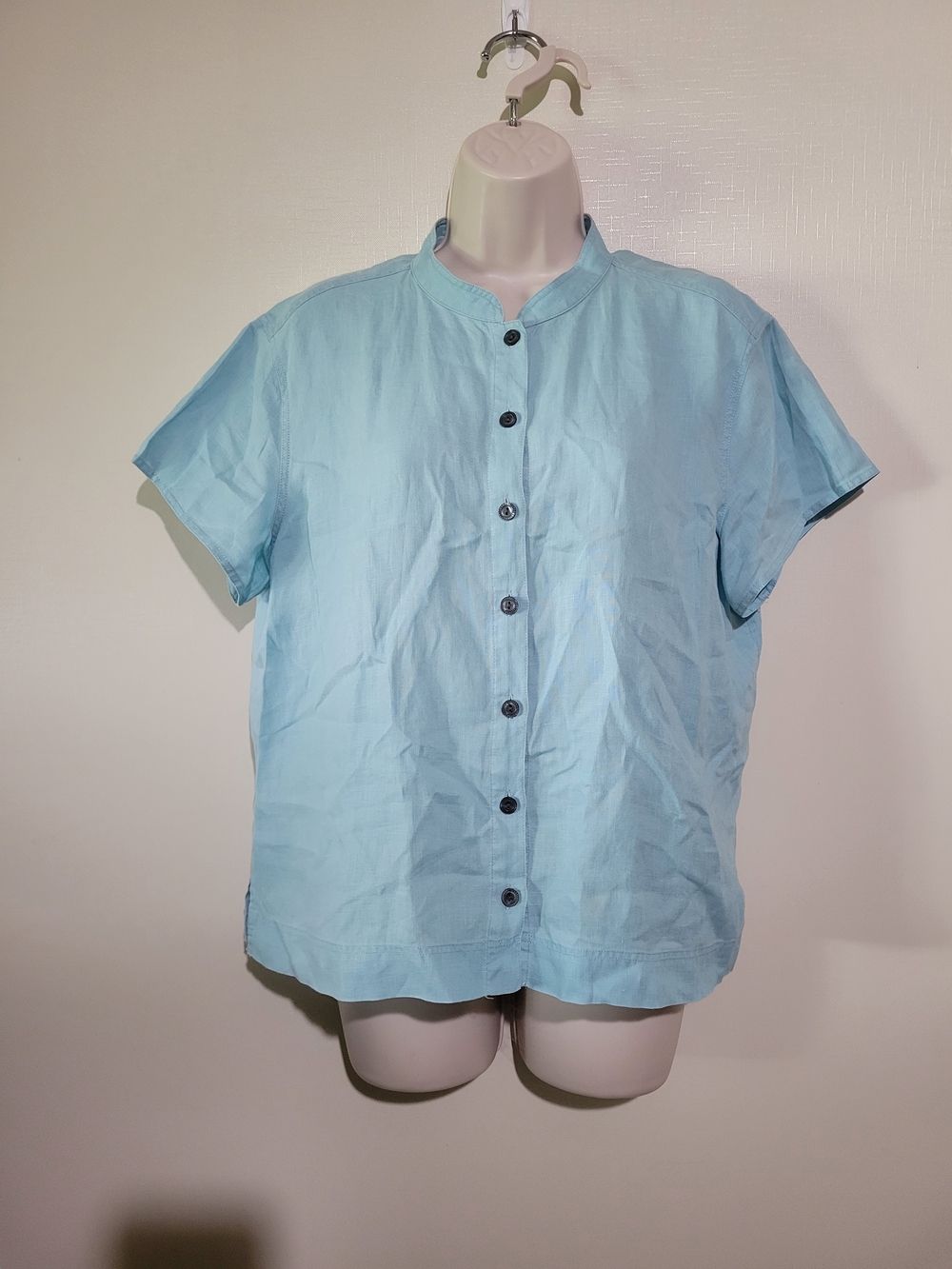 J. Jill Light Blue Short Sleeve Button Front Top